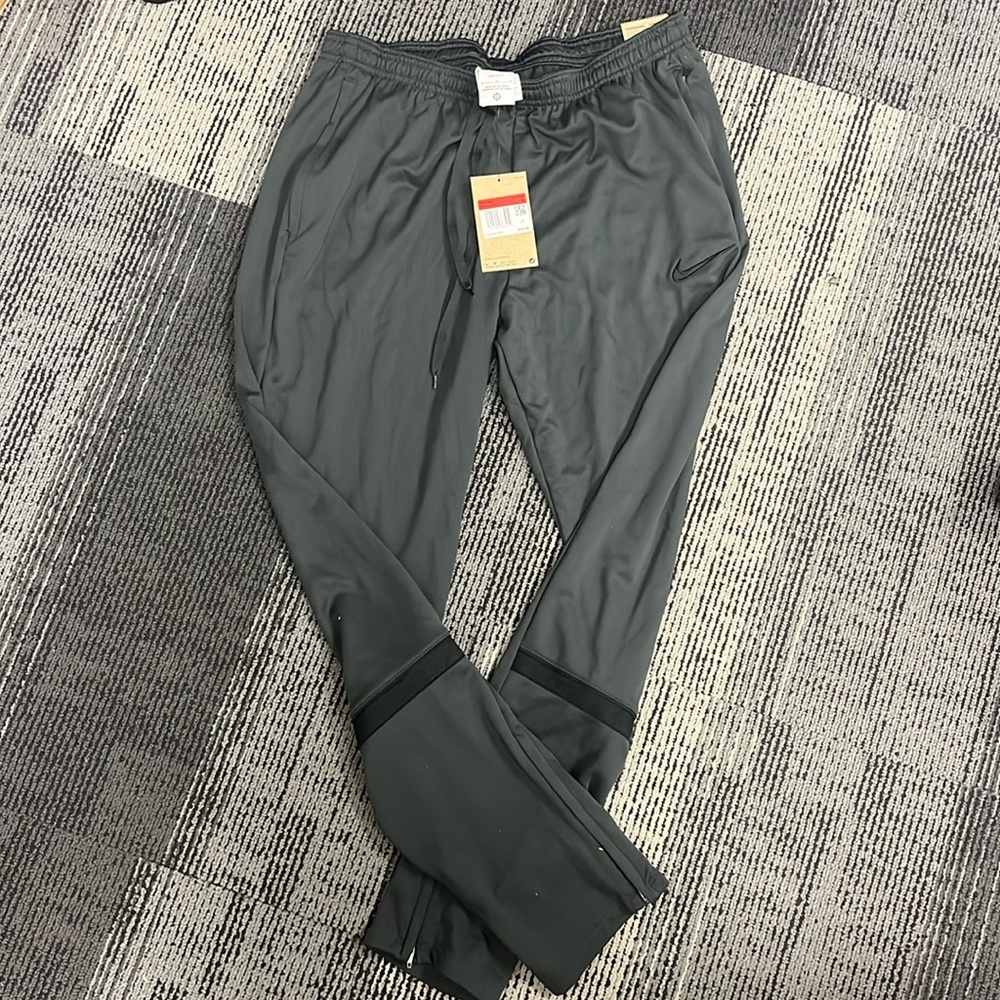 Women’s Nike Soccer Training Pants Size L NWT